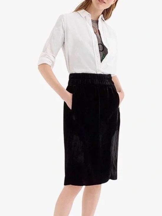 J. Crew Black Velvet Pull On Midi Skirt Size XS Pockets Elastic Waist Office - Picture 13 of 13